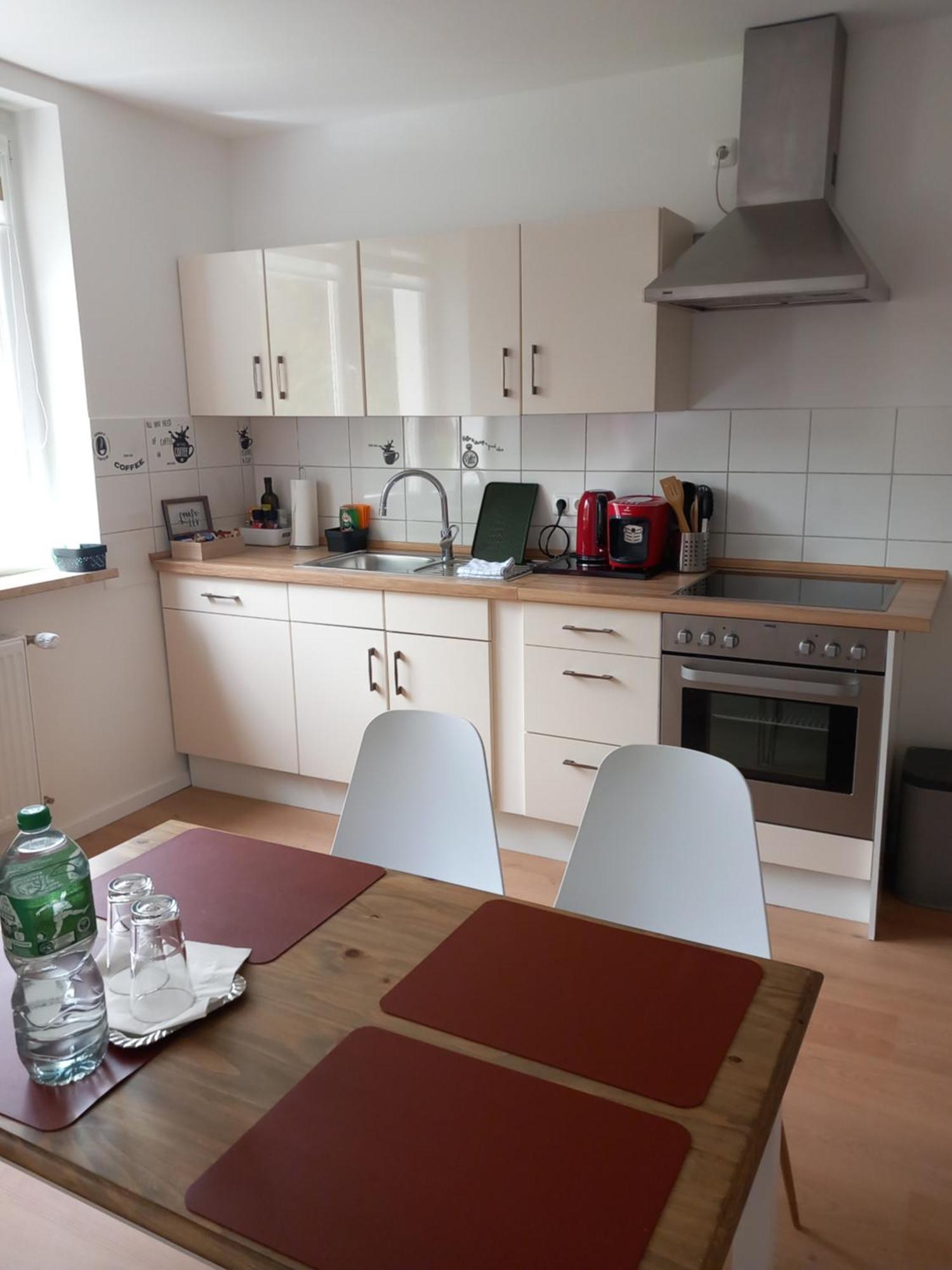 City Apartment Duisburg 1#Netflix &Wlan &Kingsize Bett &Kaffee Maschine & Central & 500M Innenhafen & 2 Min U Bahn Kültér fotó